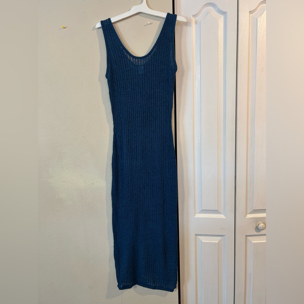 Elegant Blue Sleeveless Dress